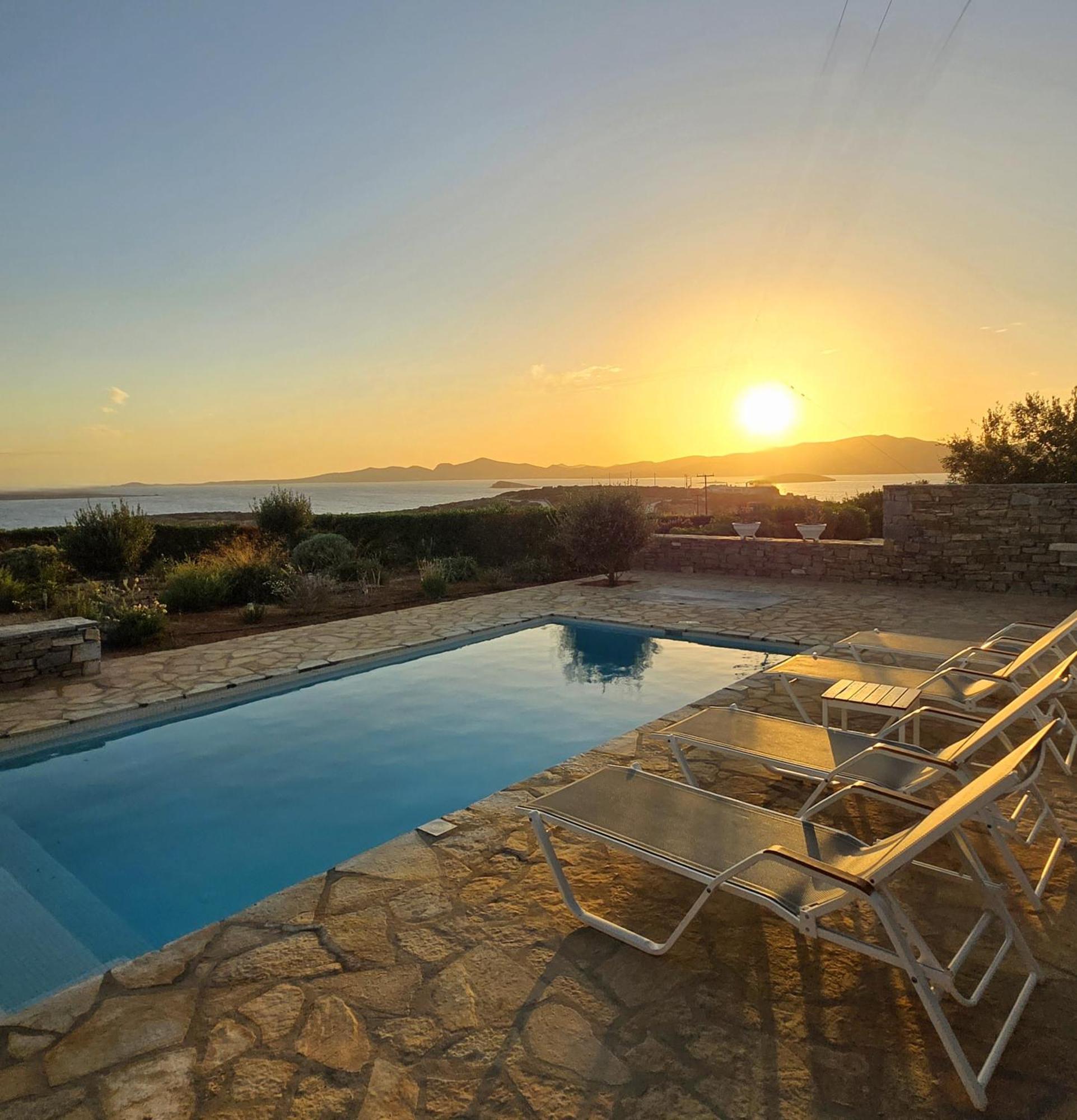 Paros Afrodite Luxury Villas Alikí エクステリア 写真